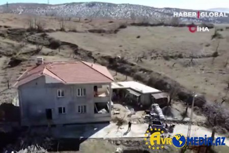 Kahramanmaraş zəlzələsi zamanı ev "ayaqlanıb yeridi"