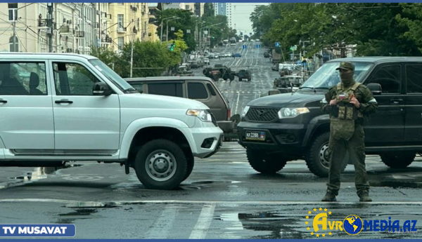 Moskvada avtomobil yolları bağlandı