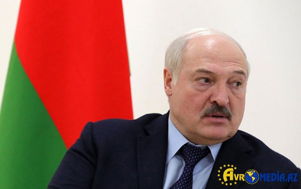Lukaşenko onu axmaq adlandırdı