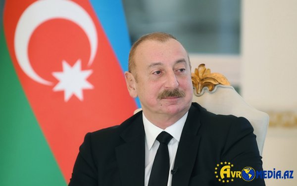Prezident Arif Paşayevi təbrik etdi