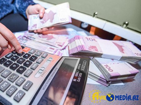 Prezidentin sərəncamı neçə nəfərin maaşına təsir etdi?