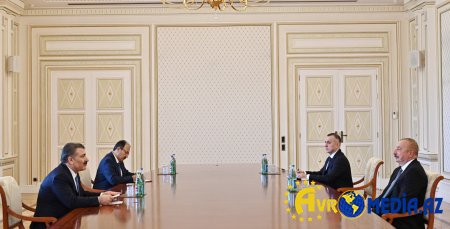 Prezident İlham Əliyev türkiyəli naziri qəbul etdi