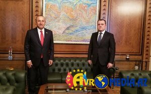 Ceyhun Bayramov Çavuşoğlu ilə danışdı