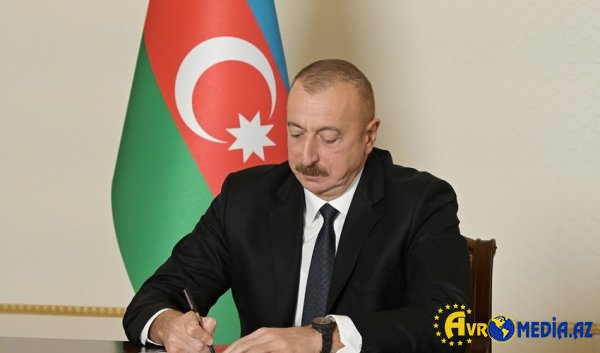 İlham Əliyev 2 fərman imzaladı
