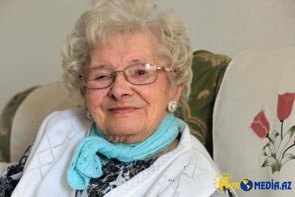 101 yaşlı qadın uzunömürlü olmağın sirrini AÇIQLADI