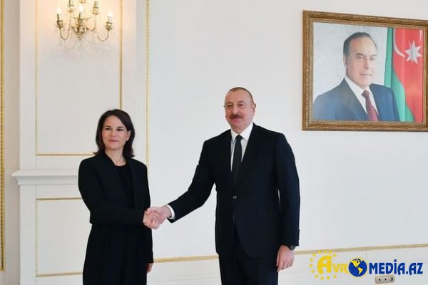 Prezident İlham Əliyev Almaniyanın xarici işlər nazirini qəbul edib