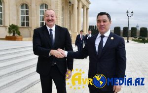 İlham Əliyev Qırğızıstan prezidenti ilə görüşdü
