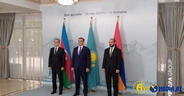Rusiya Almatı görüşünü alqışlayır
