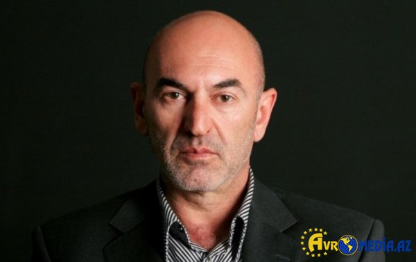 Xalq artisti nəvələrindən danışdı