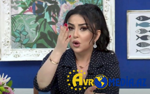 Afət Fərmanqızı hava limanında saxlanıldı