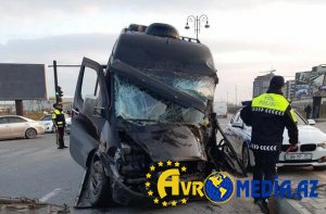 İstirahət mərkəzinə gedən avtobus qəzaya düşdü: ölənlər var