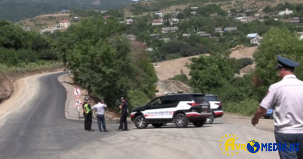 Sərhəddəki dövlətlərarası yol bağlandı
