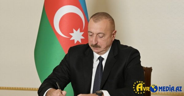 Prezident bu şəxsləri vəzifələrindən AZAD ETDİ