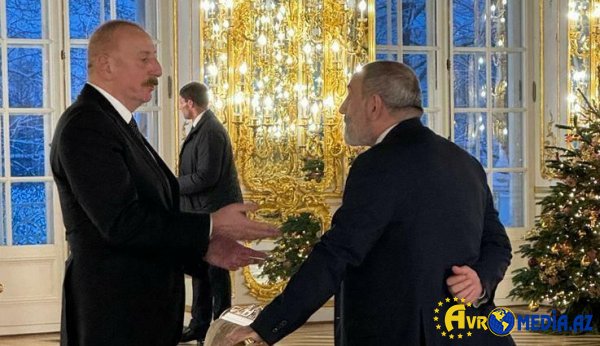 Paşinyan Əliyevlə görüşdən niyə qaçıb?