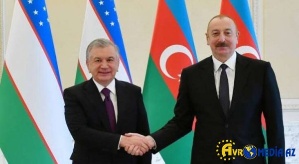 İlham Əliyev Şavkat Mirziyoyevə zəng etdi