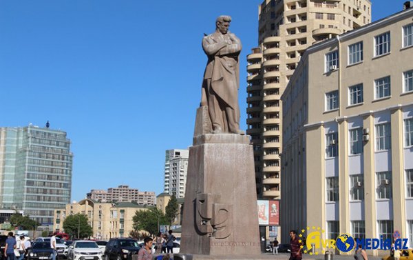 Bakıdakı bu heykəllər restavrasiya ediləcək