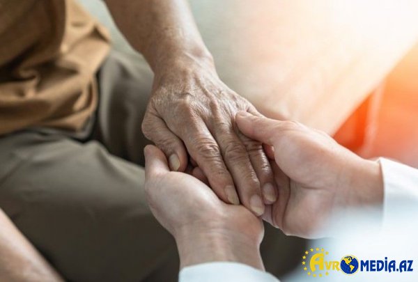 Alzheimer xəstəliyinin yeni əlamətləri müəyyən edildi