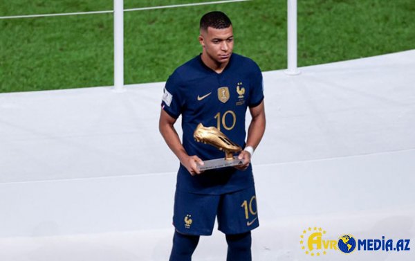Mbappe futbol klubu alır