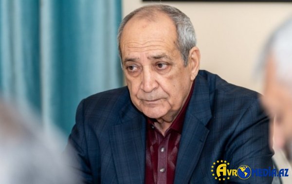 "Fəxri ad alanları sonralar filmdə görə bilmirik"