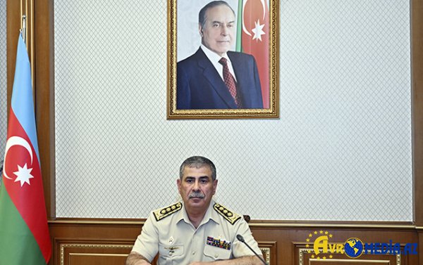 Müdafiə Nazirliyində geniş tərkibli kollegiya iclası keçirildi