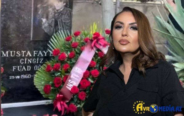 Sevda Ələkbərzadə Çingiz Mustafayevin məzarını ziyarət etdi