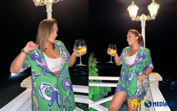 Xatirə bu dəfə şortikli fotoları ilə gündəmdə