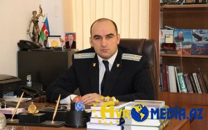 Elçin Quliyev də Firad Əliyevi təltif etdi