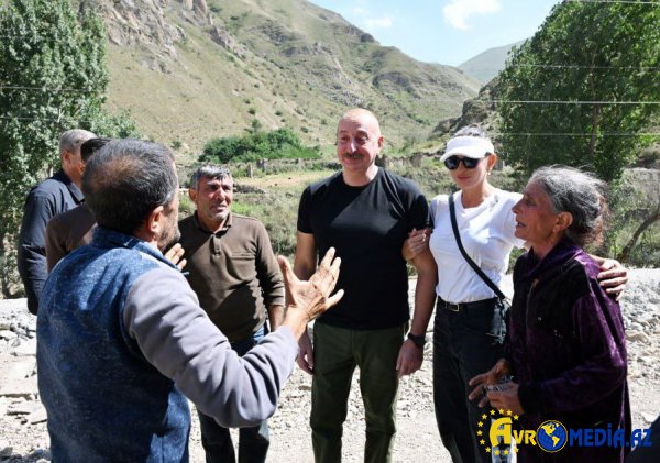 Prezident və xanımının Kəlbəcər sakinləri ilə səmimi görüşü
