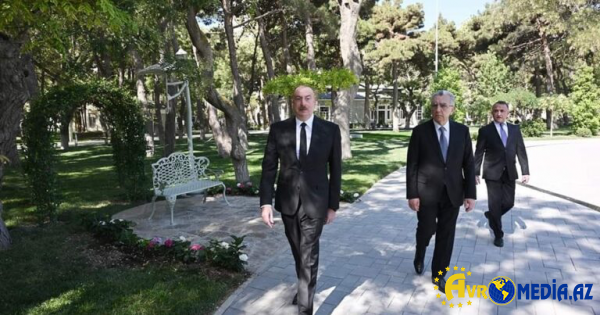 Prezident “Xəqani” bağında görülən işlərlə tanış oldu