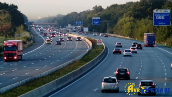 Bakının bəzi küçələrində yollar bağlanacaq