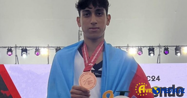 Azərbaycan taekvondoçusu dünya çempionatında bürünc medal qazandı