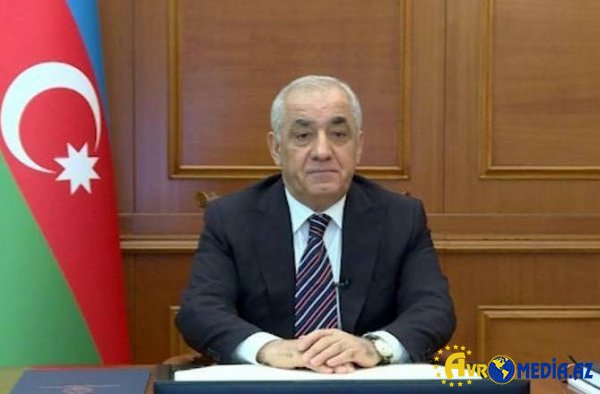 Baş nazir Əhməd Əhmədzadənin vəzifəsini dəyişdi