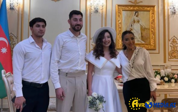 Günay bacısının xeyir işindən yeni görüntülər paylaşdı