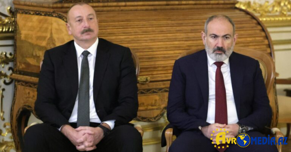 Kazanda İlham Əliyevlə Nikol Paşinyanın görüşü başladı