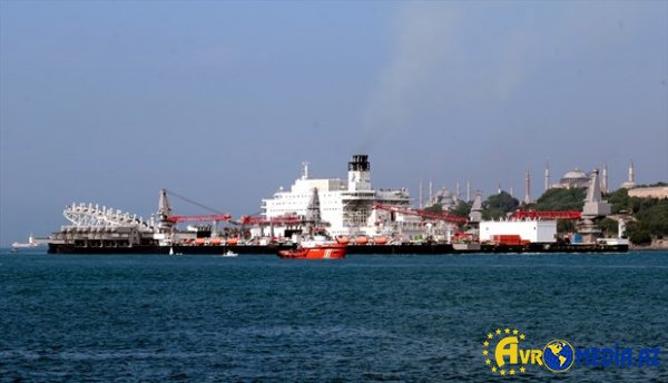 İstanbul boğazı yük daşımalar üçün bağlandı