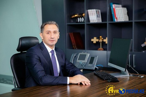 Rəşad Nəbiyev “super nazir” oldu