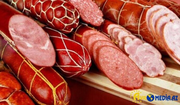 Kolbasa və sosiskanı gün ərzində nə qədər yemək olar?