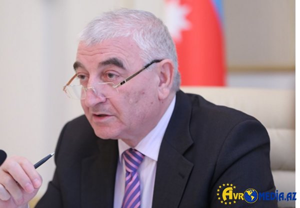 “Xüsusilə qadınlar iştirak etsinlər”