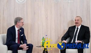 İlham Əliyev Çexiya baş naziri ilə görüşdü