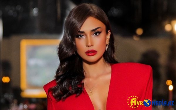 Pərvindən anası ilə bağlı paylaşım