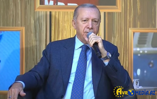 Ərdoğan “Sarı gəlin” oxudu