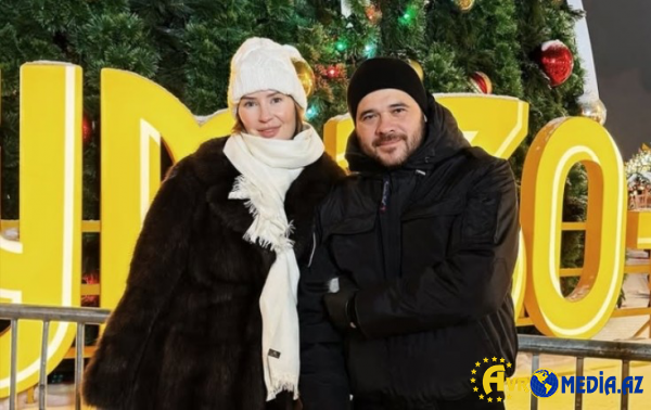 Eminin xanımı ilə Moskva gəzintisi