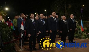 Əli Əsədov Misirdə Ümummilli Liderin xatirəsini yad etdi