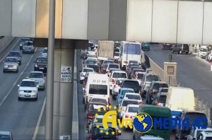 Sürücülərin nəzərinə: bu yollarda tıxac yarandı