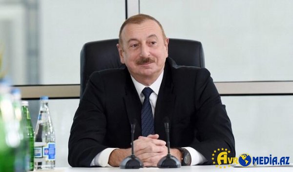 İlham Əliyev Pezeşkiana məktub göndərdi