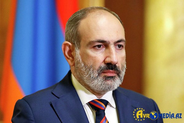 Paşinyan Almaniyaya getdi