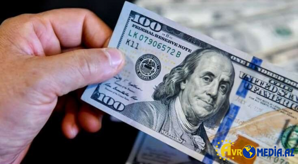 Dollar almaq istəyənlərin nəzərinə
