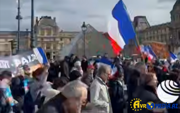 “Makron istefa!” - Paris yenə qarışdı + Video