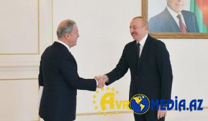 İlham Əliyev Hulusi Akarı qəbul etdi