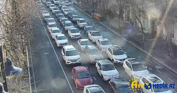 Bakının bir sıra yollarında tıxac müşahidə edilir